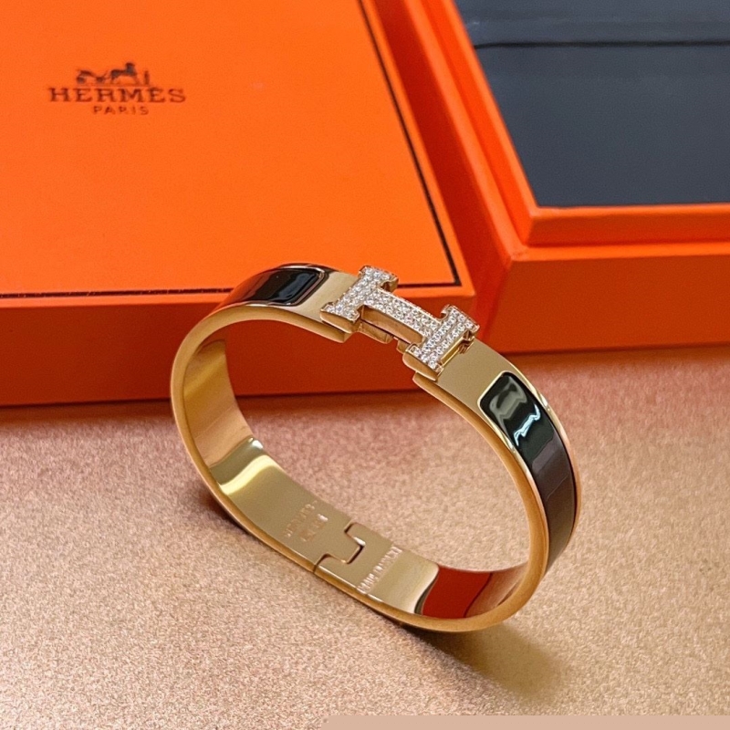H**mes bracelets